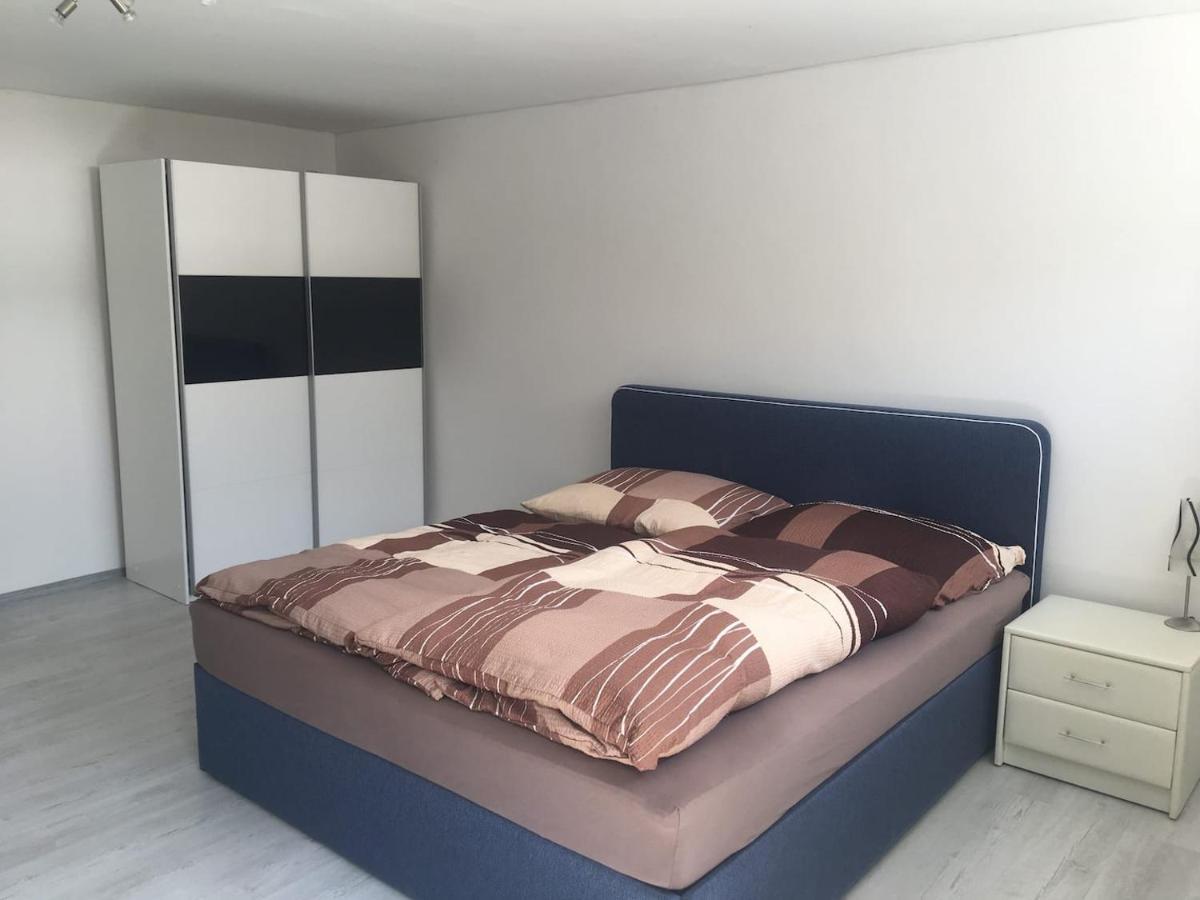 Moderne Wohnung Mit 74 M² Wohnflaeche Frauenhofen Exterior photo